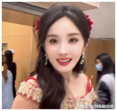 娱乐圈吃瓜爆料短时间,明星恋情曝光,幕后真相令人震惊!